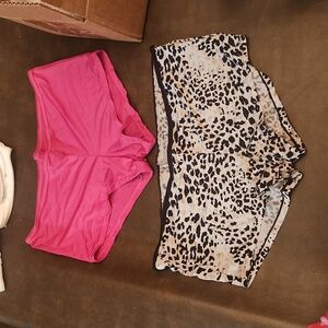 Maidenform panties size Large 2/$5